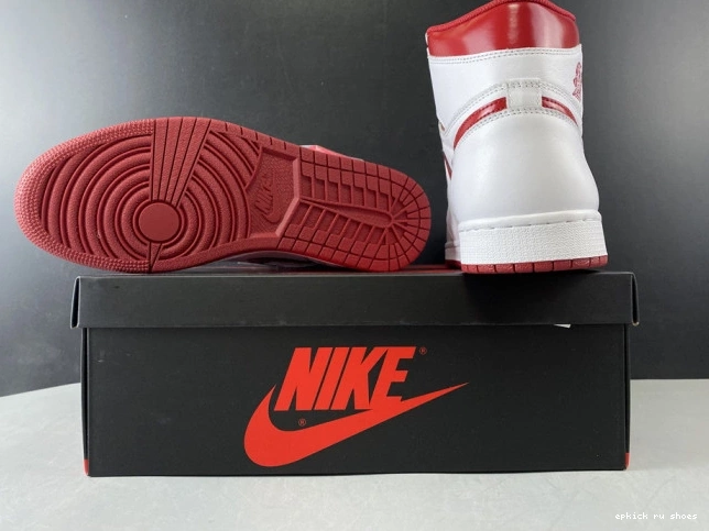 Cheap 555088-103 Red Metallic 1 Retro Air (2017) Jordan 0719